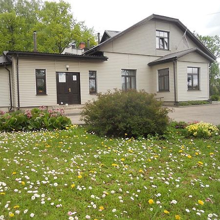 Latvijas Sarkana Krusta Viesnica Rezekne Bagian luar foto