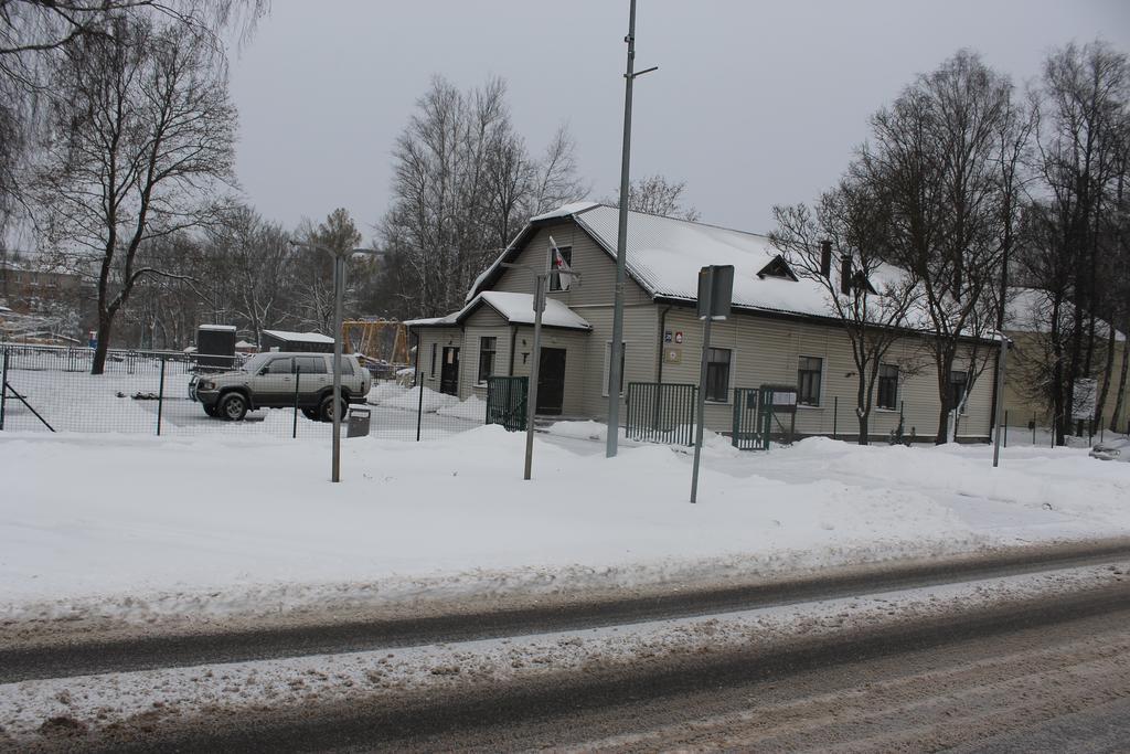 Latvijas Sarkana Krusta Viesnica Rezekne Bagian luar foto