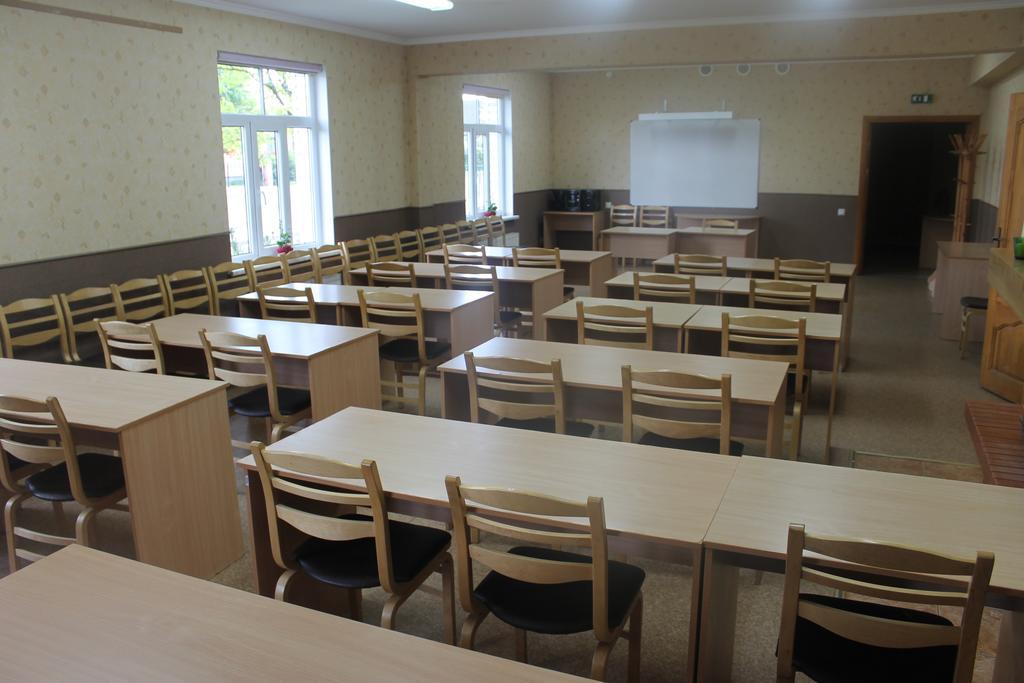 Latvijas Sarkana Krusta Viesnica Rezekne Bagian luar foto